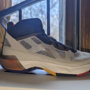 Jordan 37 'Beyond Borders' Size 9.5 US